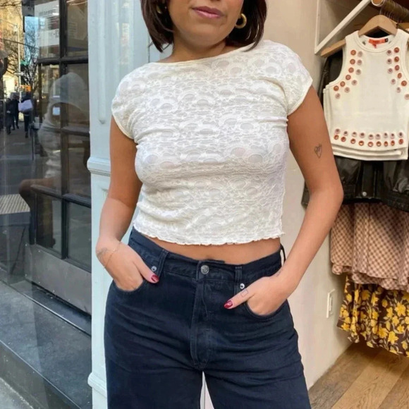 NWT Find Me Now Second Skin Moonlight Mesh Lace Backless Tee Crop Cream - Picture 1 of 14